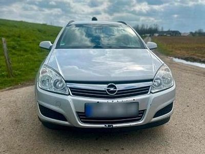 Gebraucht Opel Astra 100 PS (73 kW) 2008 Grau Kombi