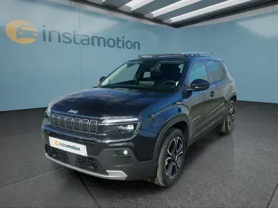 Neu Jeep Avenger 101 PS (74 kW) 2025 Schwarz SUV