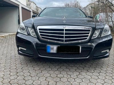 Gebraucht Mercedes E350 Avantgarde 231 PS (169 kW) 2009 Schwarz Limousine
