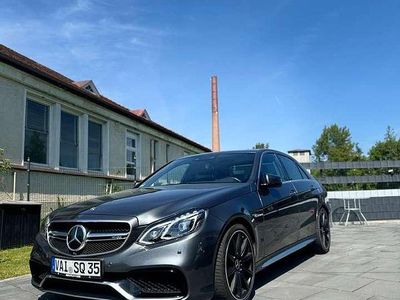 Mercedes E63 AMG