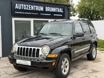 Gebraucht Jeep Cherokee Limited 163 PS (119 kW) 2006 Schwarz SUV