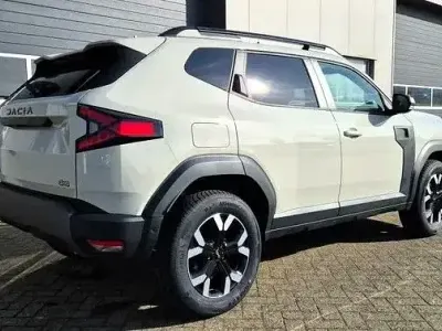 Neu Dacia Duster Journey 154 PS (113 kW) 2026 Verschiedene farben SUV