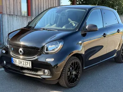 Gebraucht Smart ForFour Electric Drive 60 kW (82 PS) 2018 Schwarz Limousine
