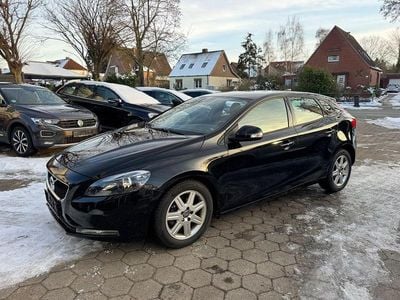 Gebraucht Volvo V40 120 PS (88 kW) 2017 Onyx black Limousine