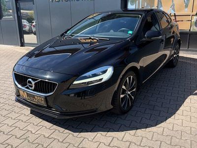 Second-hand Volvo V40 122 CP (89 kW) 2019 Negru Berlinǎ