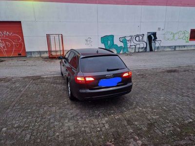 gebraucht Audi A4 A4Avant 2.0 TDI DPF multitronic S line Sportpaket