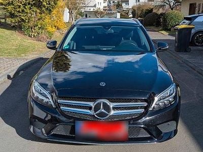 Gebraucht Mercedes C180 156 PS (114 kW) 2019 Schwarz Kombi