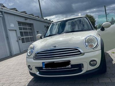 Weiß Gebraucht 2010 Mini Cooper Kleinwagen | 5.950 € (Fairer Preis)
