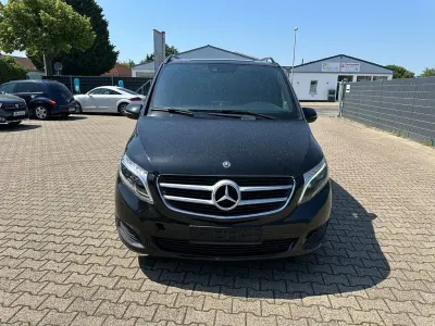 Gebraucht Mercedes V200 Avantgarde 190 PS (139 kW) 2019 Schwarz Van / Kleinbus