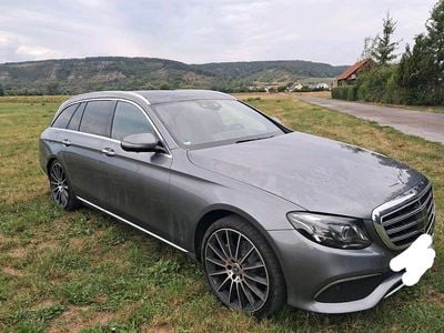 Gebraucht Mercedes E220 204 PS (150 kW) 2018 Grau Kombi