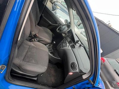 Gebraucht Ford Focus 75 PS (55 kW) 2003 Blau Limousine