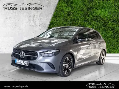 Używany Mercedes B200 Progressive 163 KM (119 kW) 2025 Szary Minivan