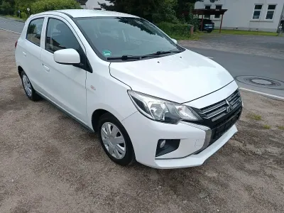 Gebraucht Mitsubishi Space Star 71 PS (52 kW) 2020 Weiß Kleinwagen