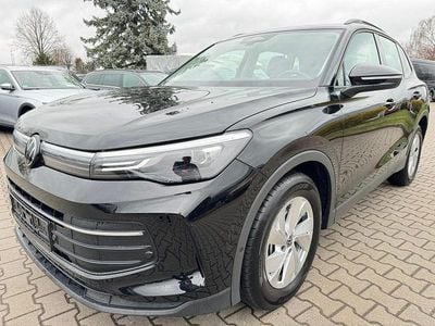 Gebraucht VW Tiguan Life 150 PS (110 kW) 2025 Schwarz SUV