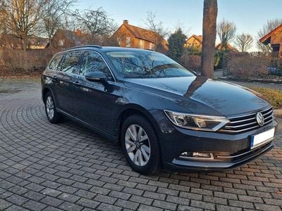 Gebraucht VW Passat Comfortline 150 PS (110 kW) 2016 Grau Kombi