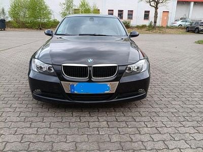 Second-hand BMW 318 Performance 143 CP (105 kW) 2008 Negru Berlinǎ