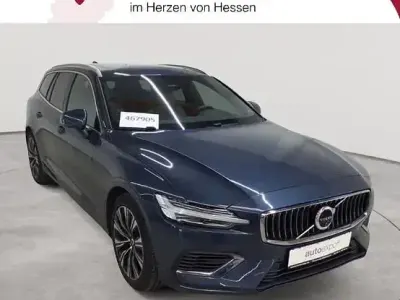 Second-hand Volvo V60 Plus 253 CP (186 kW) 2024 Albastru Break