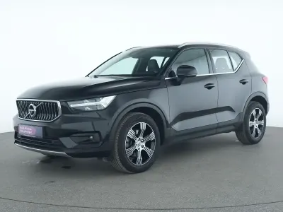 Używany Volvo XC40 Inscription 197 KM (144 kW) 2021 Czarny SUV