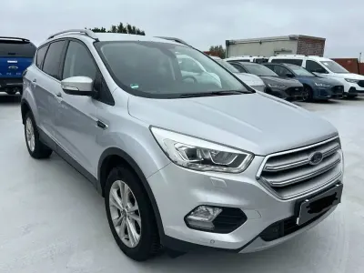 Gebraucht Ford Kuga Titanium 150 PS (110 kW) 2018 Silber SUV