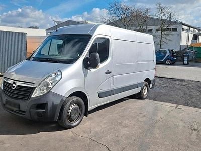 Gebraucht Opel Movano 179 PS (131 kW) 2017 Silber Van / Kleinbus