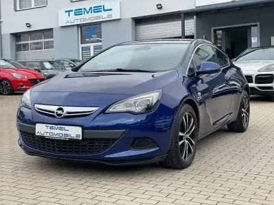 Brugt Opel Astra GTC Basis 200 HK (147 kW) 2014 Blå