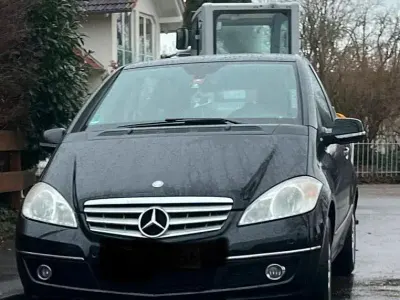 Gebraucht Mercedes A160 95 PS (69 kW) 2010 Schwarz Limousine