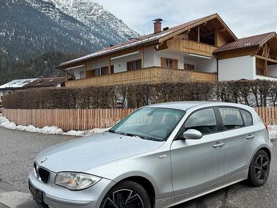 Usata BMW 118 129 CV (94 kW) 2007 Grigio Utilitaria