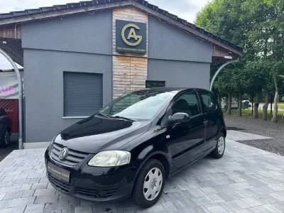 Gebraucht VW Fox Basis 54 PS (39 kW) 2006 Schwarz Kleinwagen
