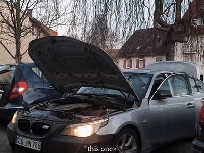 Gebraucht BMW 525 177 PS (130 kW) 2004 Silber Limousine