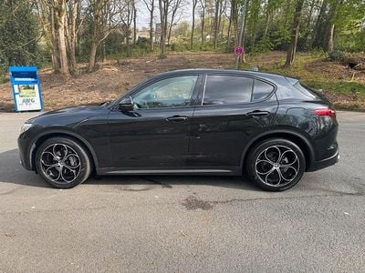 Gebraucht Alfa Romeo Stelvio 150 PS (110 kW) 2019 Schwarz SUV