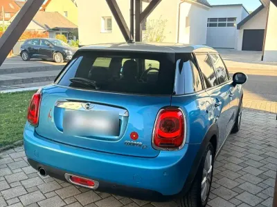 Second-hand Mini Cooper D 116 CP (85 kW) 2015 Albastru Hatchback
