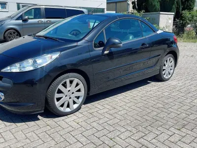Gebraucht Peugeot 207 Platinum 120 PS (88 kW) 2009 Schwarz Cabrio