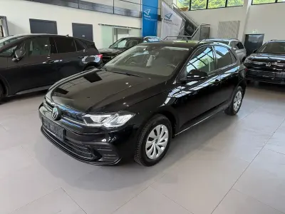 Gebraucht VW Polo Life 95 PS (69 kW) 2023 Schwarz Kleinwagen