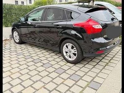 Gebraucht Ford Focus Ambiente 105 PS (77 kW) 2011 Limousine
