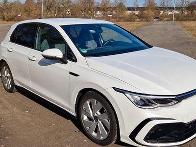 Gebraucht VW Golf VIII R-line 150 PS (110 kW) 2023 Weiß Limousine
