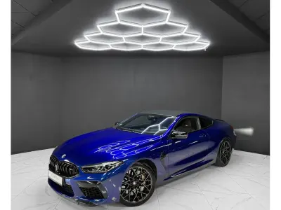 Begagnad BMW M8 Competition Edition 625 HK (459 kW) 2021 Blå Sportkupé
