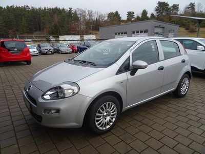 Gebraucht Fiat Punto Basis 69 PS (50 kW) 2018 Silber Kleinwagen