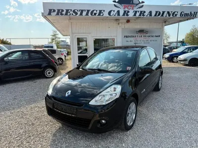 Gebraucht Renault Clio III Collection 75 PS (55 kW) 2013 Schwarz Limousine