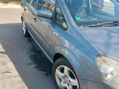 Usata Opel Zafira 107 CV (78 kW) 2008 Grigio Monovolume