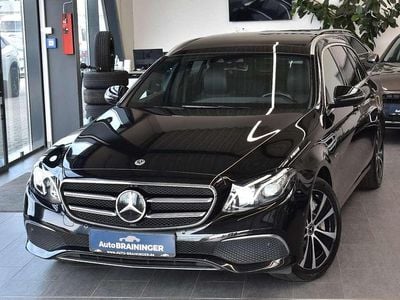 Gebraucht Mercedes E300 Avantgarde 306 PS (225 kW) 2020 Obsidianschwarz Kombi