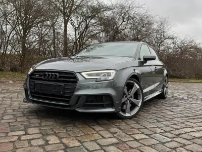 Gebraucht Audi S3 300 PS (220 kW) 2019 Grau Limousine