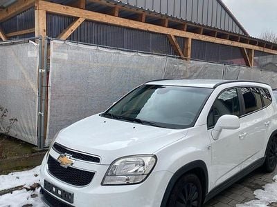 Gebraucht Chevrolet Orlando 163 PS (119 kW) 2013 Weiß Van / Kleinbus