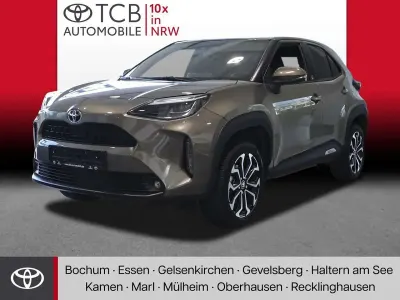 Gebraucht Toyota Yaris Team 116 PS (85 kW) 2024 Oxide bronze Kleinwagen