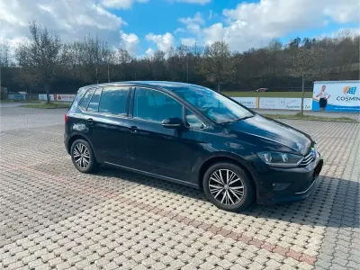 Gebraucht VW Golf Sportsvan Allstar 150 PS (110 kW) 2016 Schwarz Van / Kleinbus