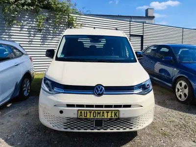 Gebraucht VW Caddy Maxi Life 122 PS (89 kW) 2022 Gelb Van / Kleinbus