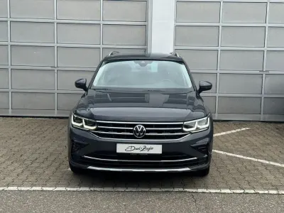 Gebraucht VW Tiguan Elegance 200 PS (147 kW) 2021 Delfingrau metallic SUV