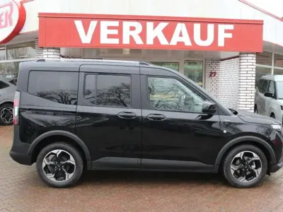 Neu Ford Tourneo Courier Active 125 PS (91 kW) 2026 Schwarz Van / Kleinbus