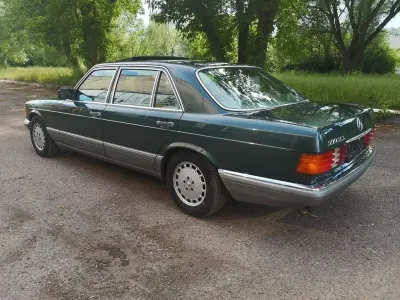 Gebraucht Mercedes 500 245 PS (180 kW) 1985 Grün Limousine