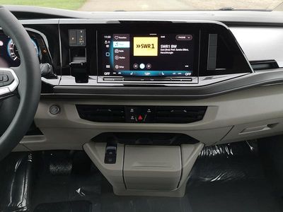 Neu VW Multivan Edition 150 PS (110 kW) 2025 Monosilber metallic Van