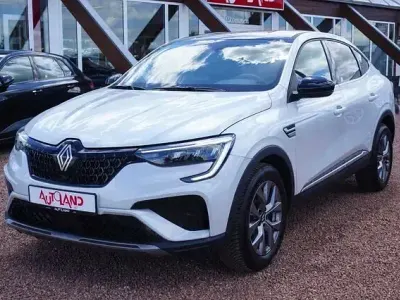 Neu Renault Arkana 140 PS (102 kW) 2026 Weiß SUV